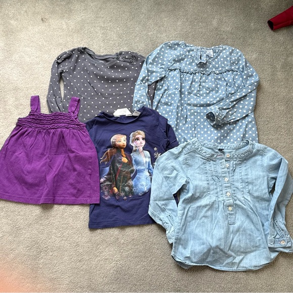 Girls Tops Clothing Lot Size 3T-4T - H&M, Carter’s, Uniqlo, Disney - Picture 3 of 9